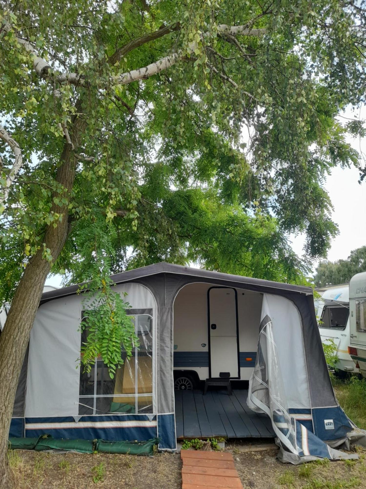 Отель Sonata Camp Ястарня Экстерьер фото