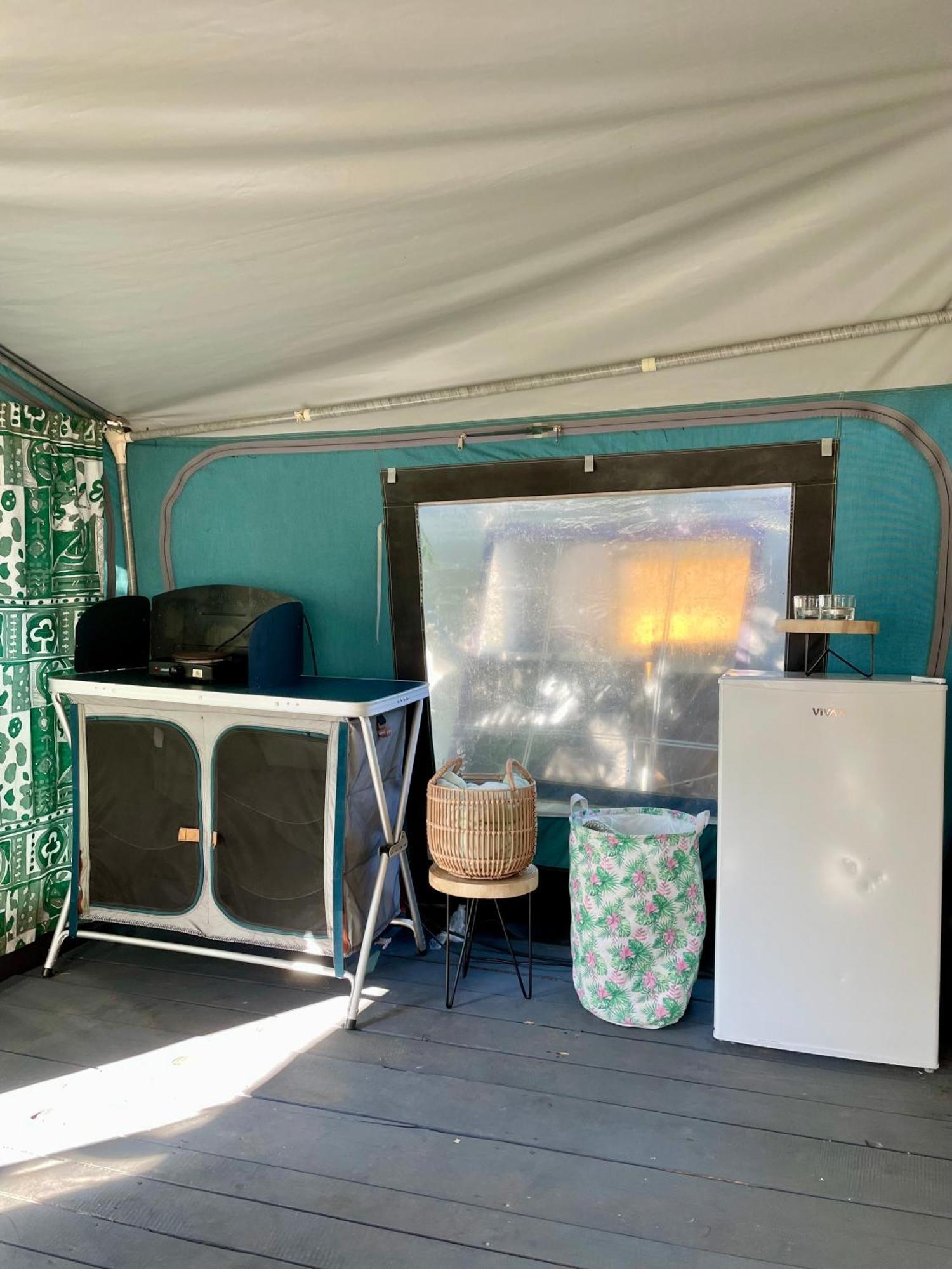 Отель Sonata Camp Ястарня Экстерьер фото